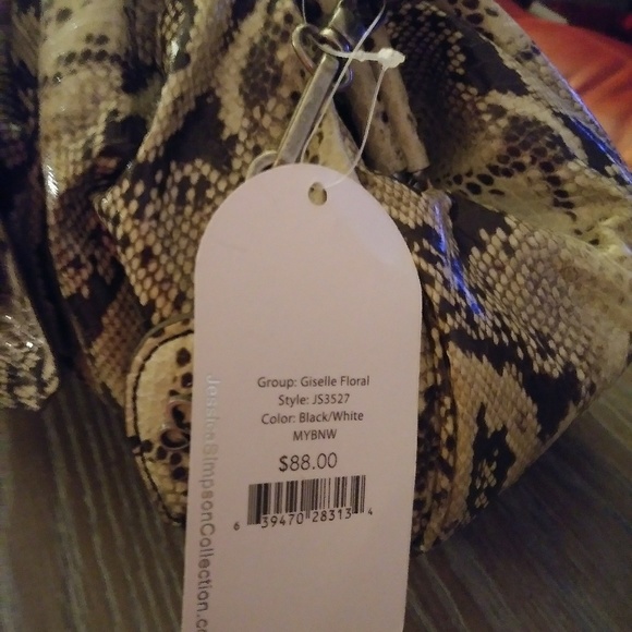 Handbag - Picture 3 of 3